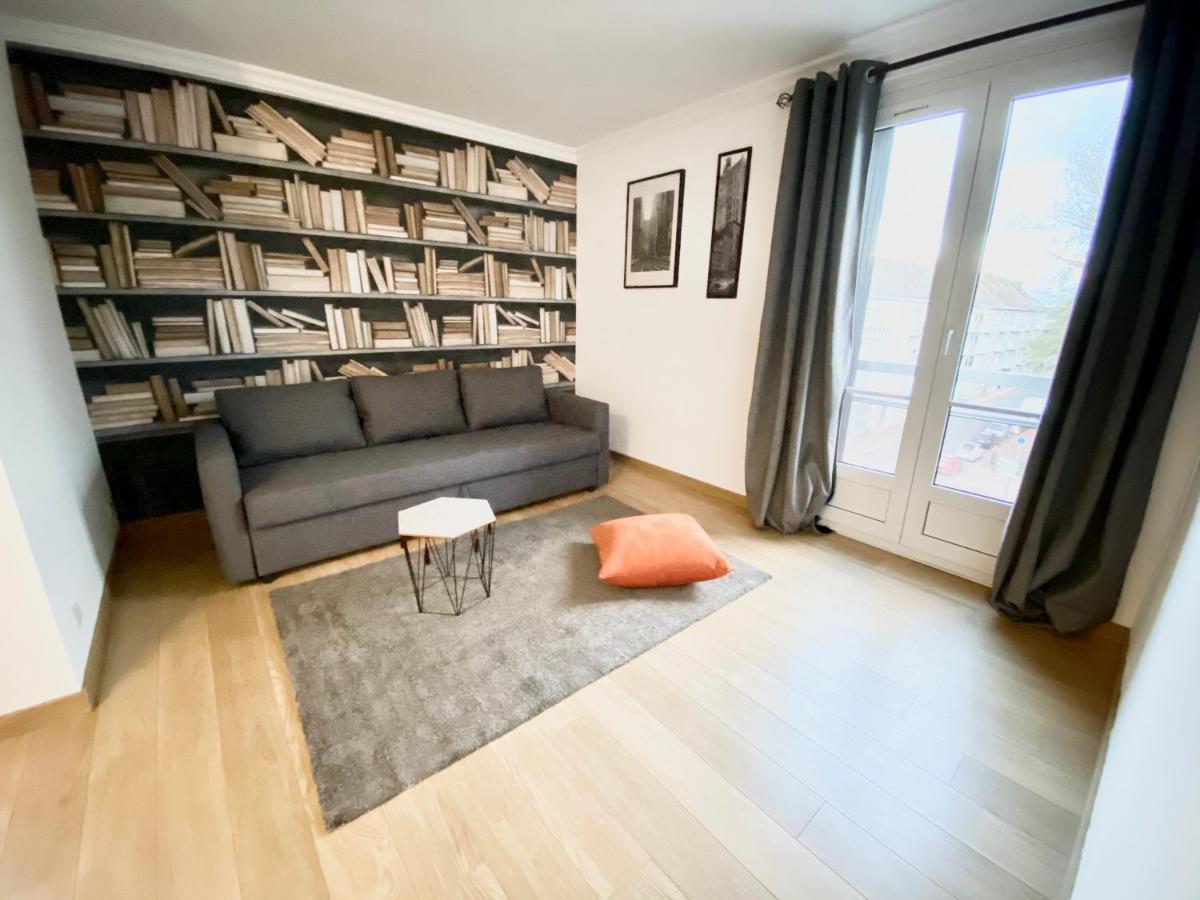 The Welcome Apartment Calais Exterior photo